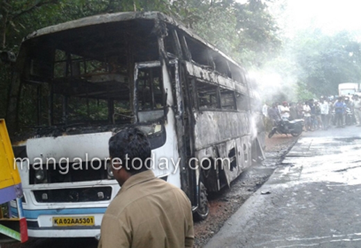 bus fire puttur 4